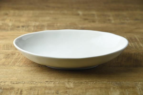 楕円が使いやすい23.8cmカレー皿 アイボリー