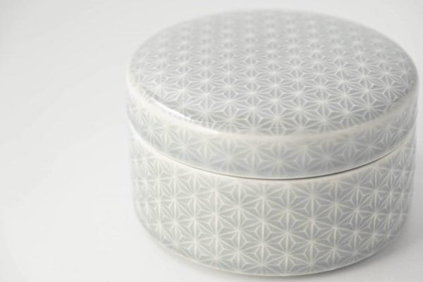 吉祥-kissho- 11.5cm蓋物 麻の葉 薄灰